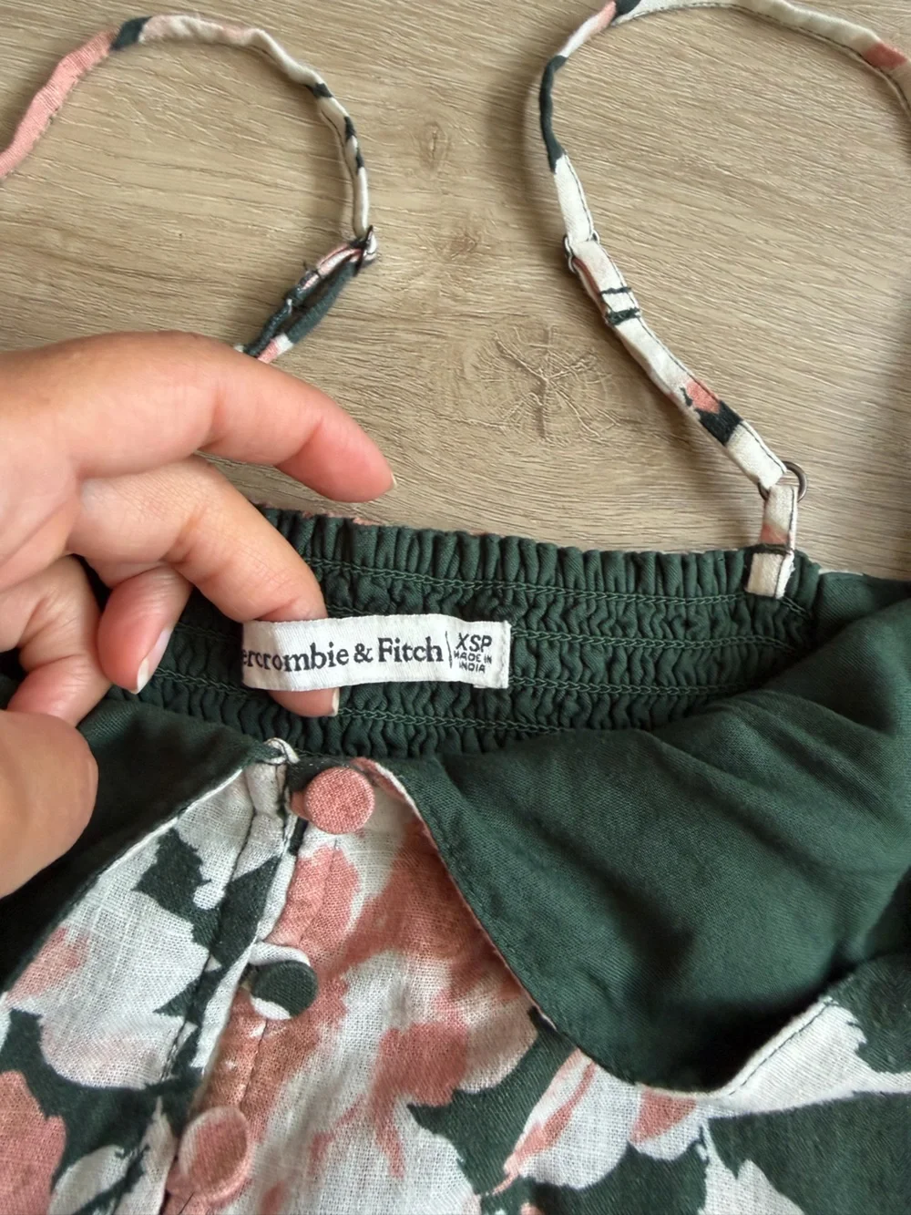 Abercrombie & Fitch questions leave